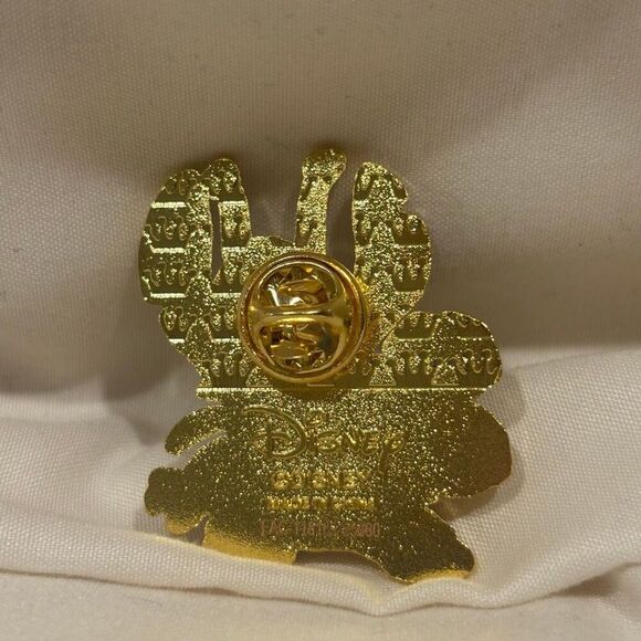 Loungefly Disney Lilo & Stitch Stitch Alien Mystery Enamel Pin NWT 💐 - Picture 4 of 6